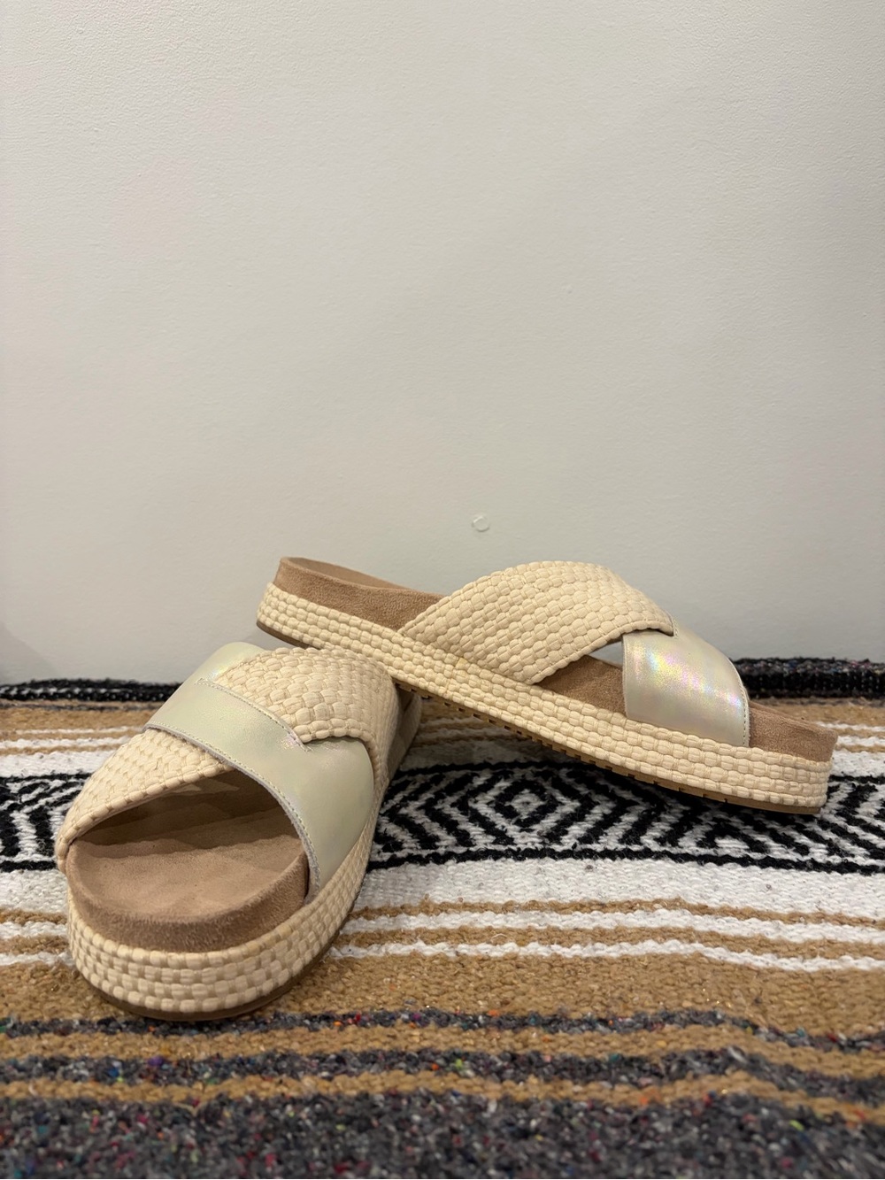 Toms Woven Platform Slide Sandals in Cream